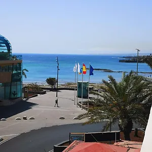 arrecife-beach-front.puertodelcarmen-hotels.org/